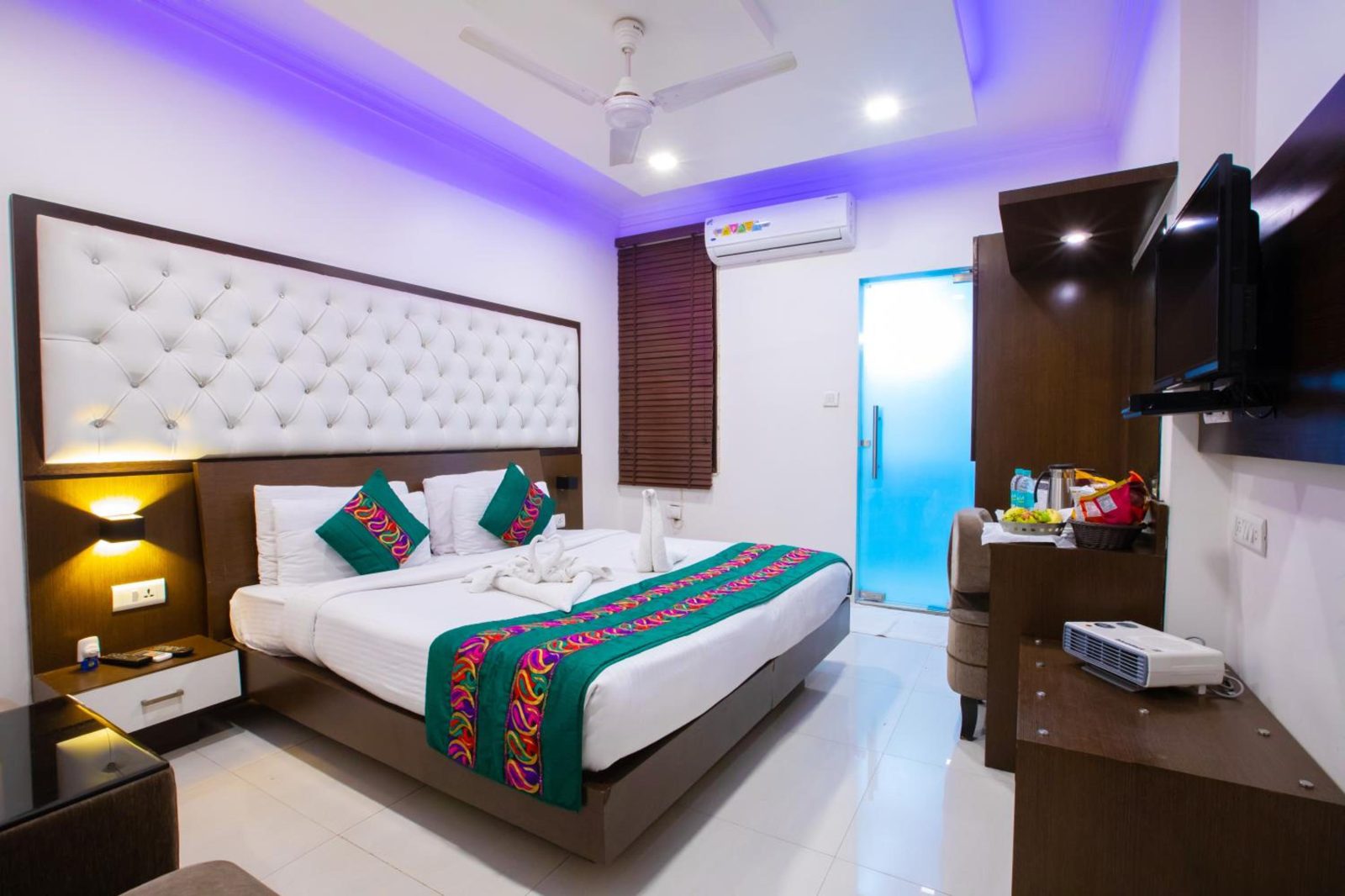 HOTEL SURYA INTERNATIONAL — photo 6