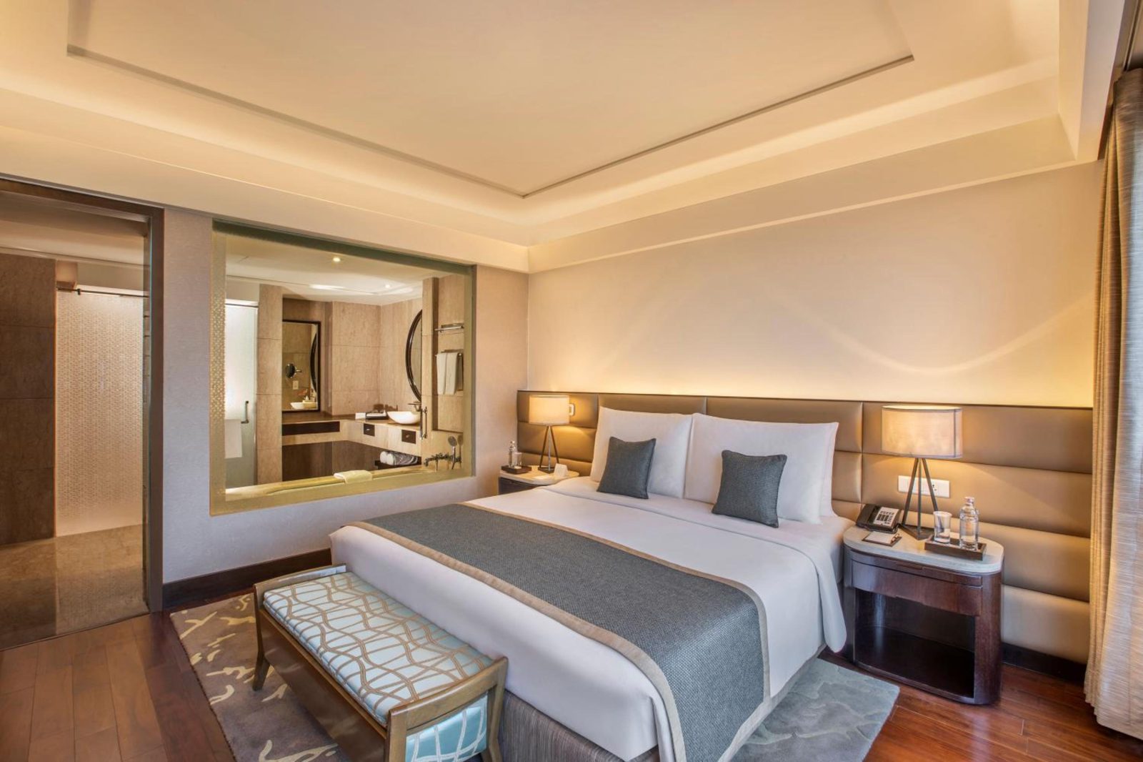 The Leela Ambience Convention Hotel Delhi — photo 3