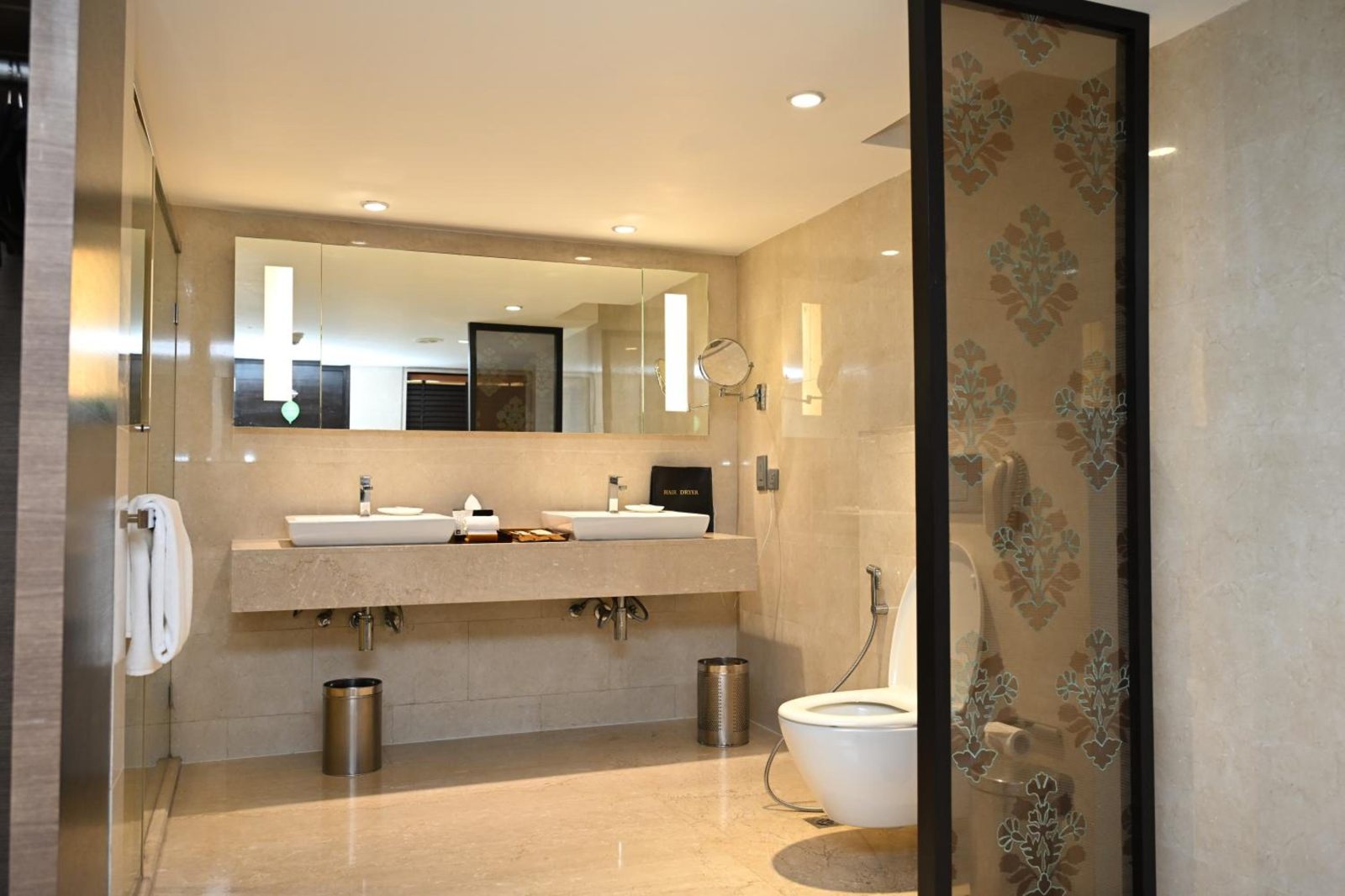 The LaLiT New Delhi — photo 3