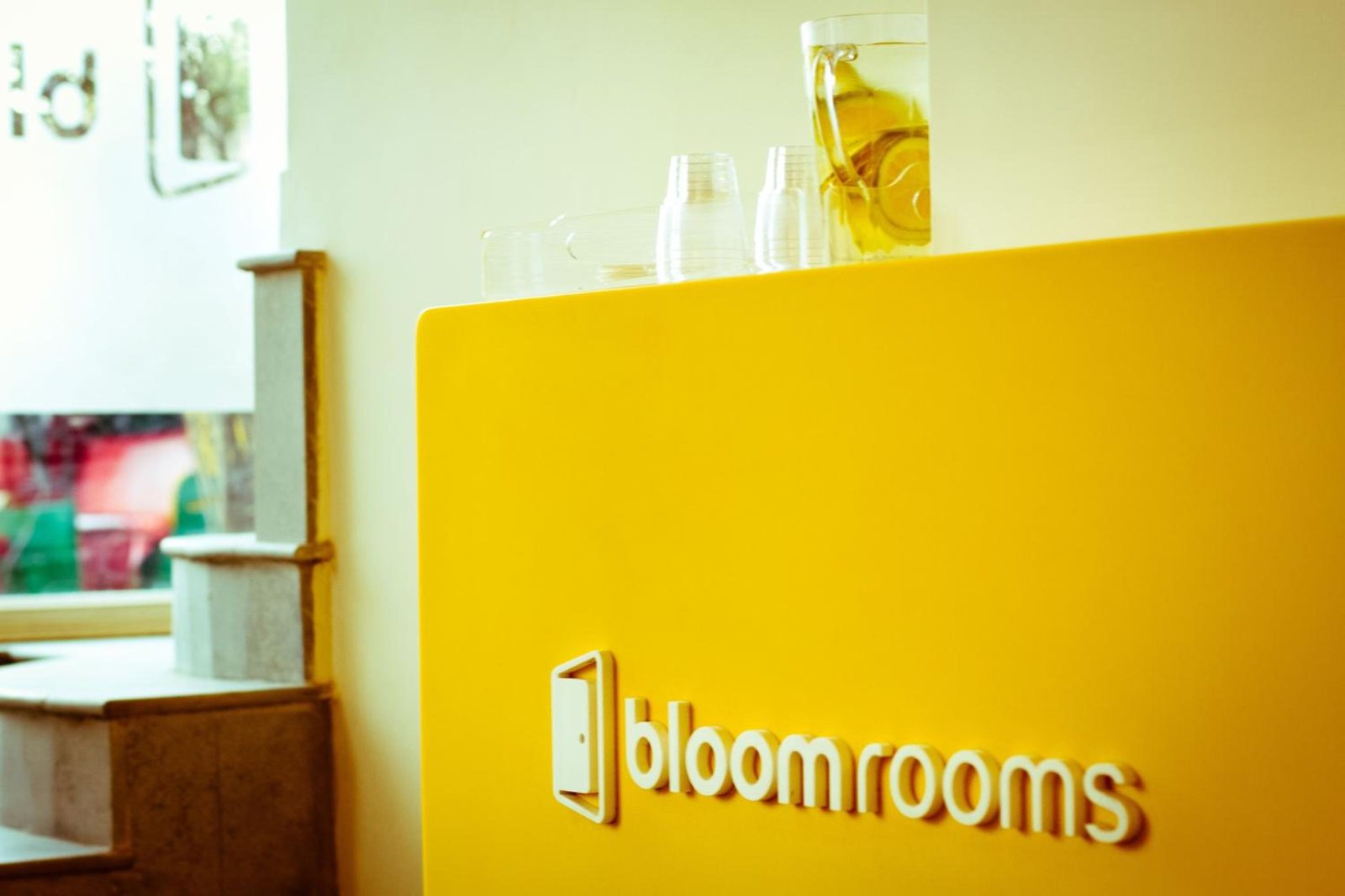 Bloomrooms @ New Delhi Railway Station — photo 4