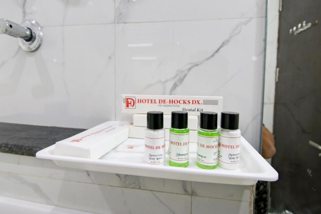 Hotel De Hocks Deluxe - New Delhi Railway Station — photo 4