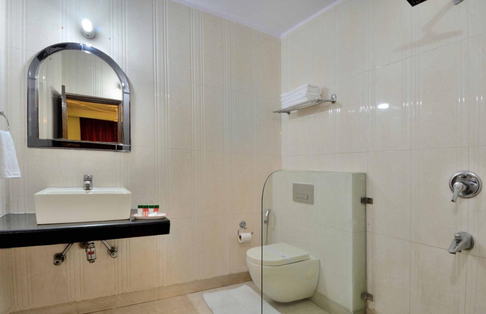 Hotel Pablas International, New Delhi, Near Metro — photo 3