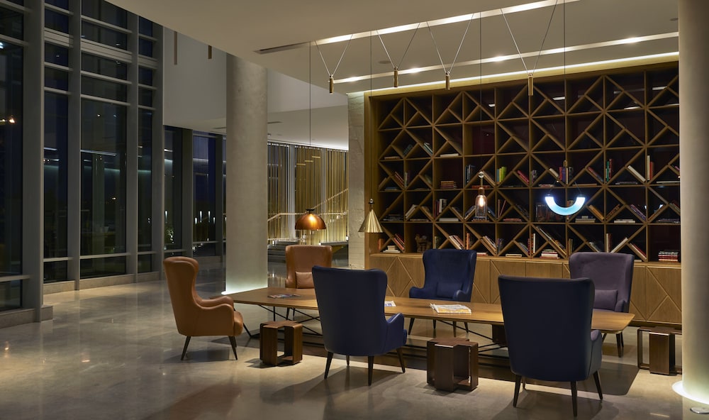 Andaz Delhi, by Hyatt — photo 7
