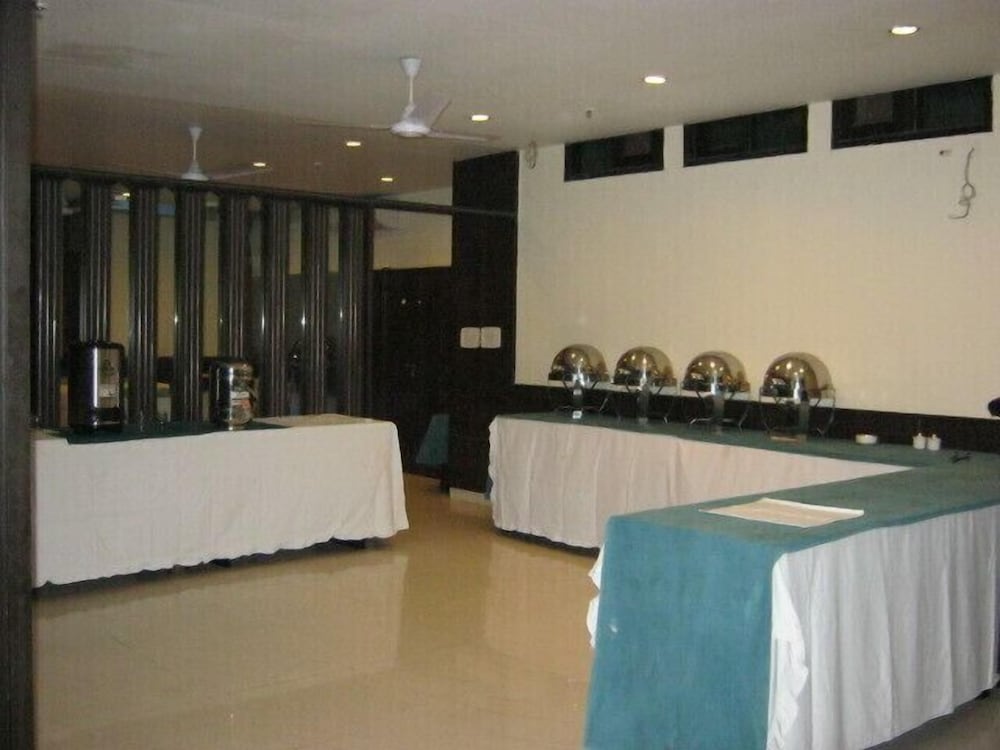 Hotel Meridian Plaza — photo 3