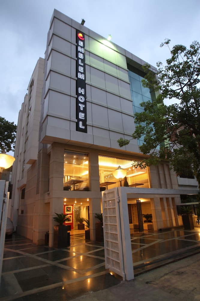 Emblem Hotel, New Friends Colony — photo 2