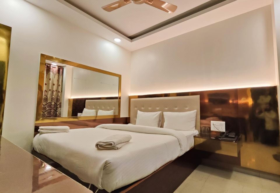 Hotel Apple Villa - New Delhi
